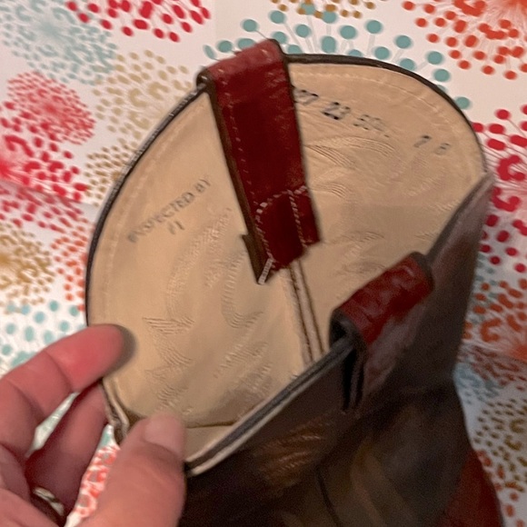 Western Boots, Size 6 - Picture 2 of 3